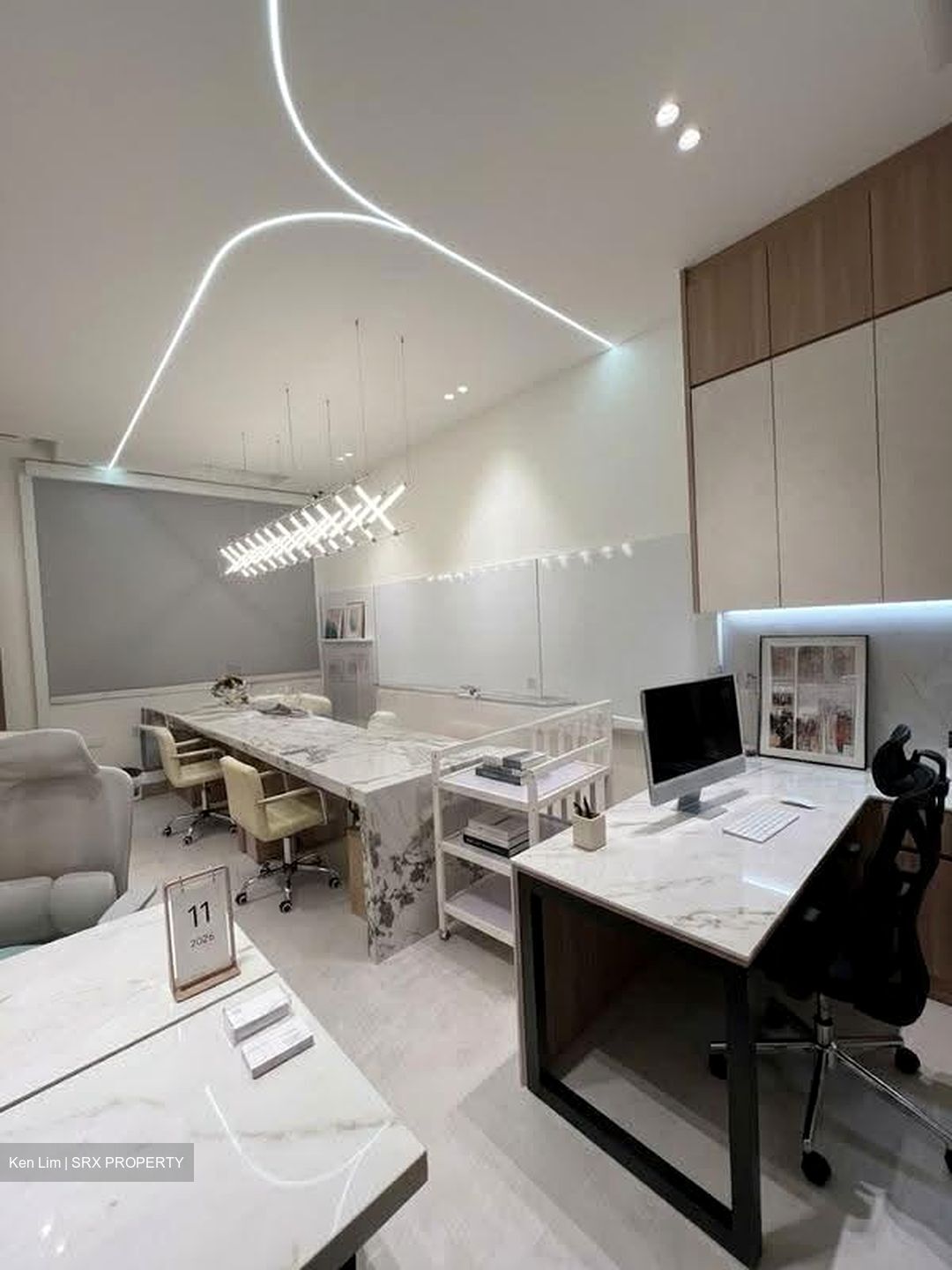 306A WOODLANDS STREET 31 (D25), Office #612429131